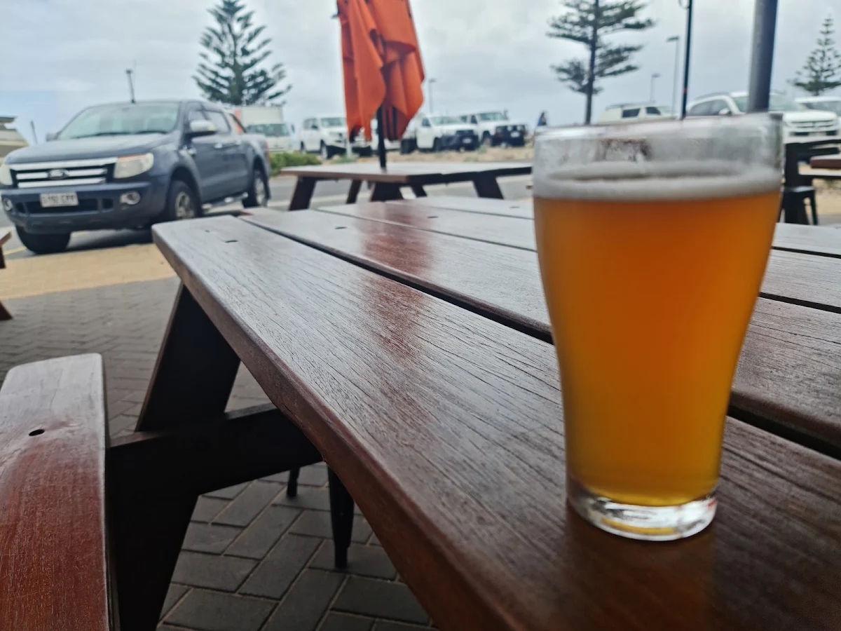 Food & drink, Pony@Moana