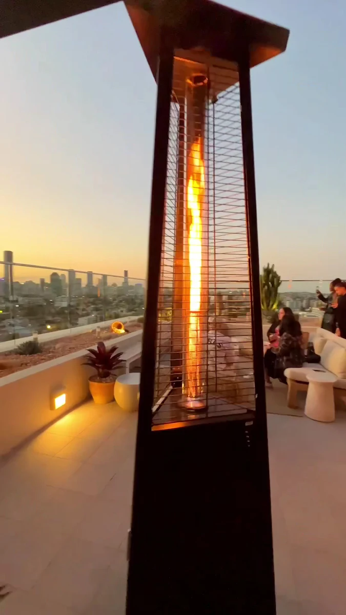 Vibe, Sunsets Rooftop
