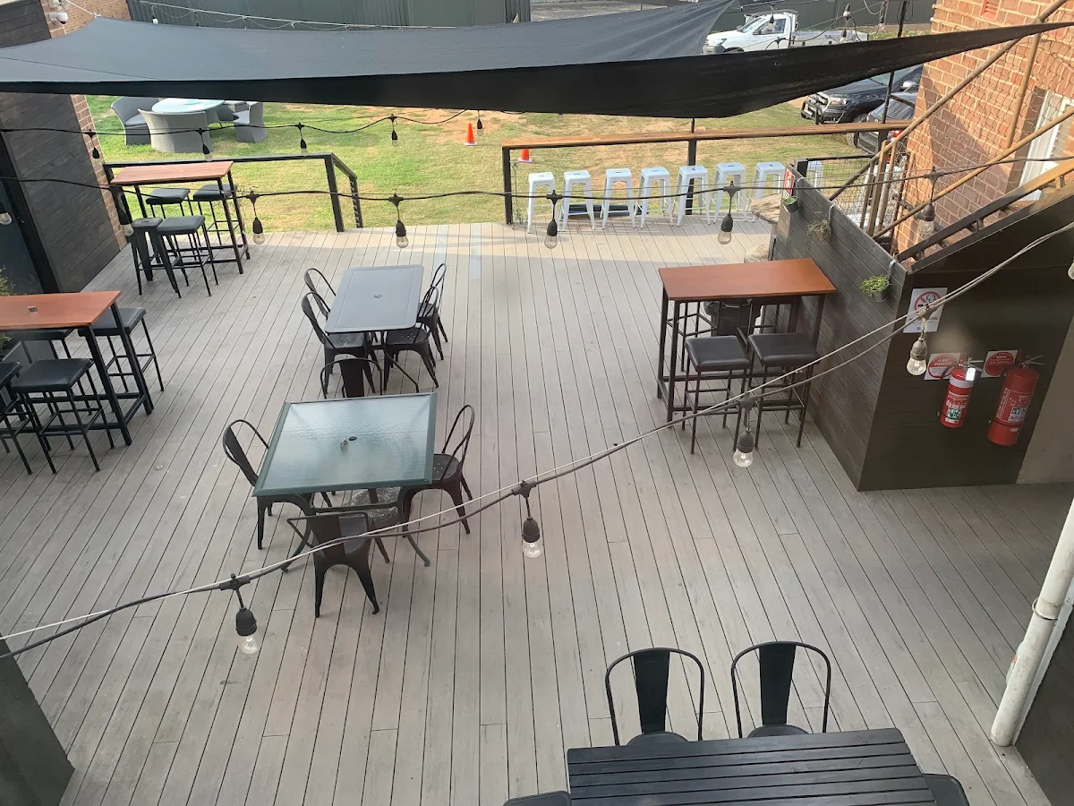 Vibe, The Light Horse Hotel Murrumburrah