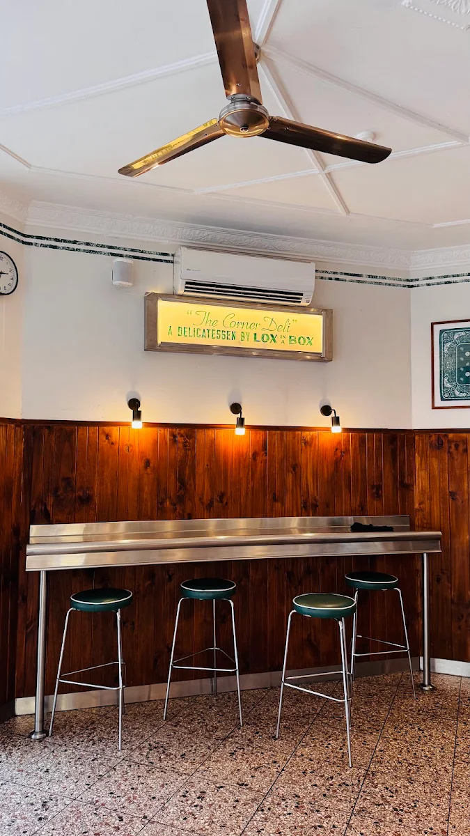 Vibe, Lox In A Box Marrickville