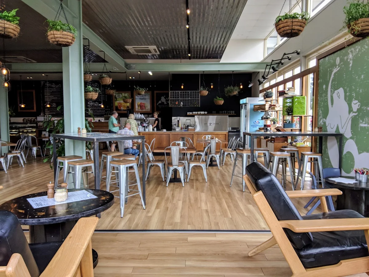 Vibe, Depot Cafe