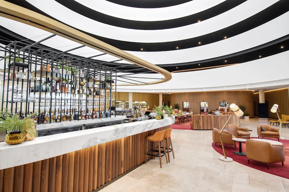 Vibe, Helix Bar & Dining