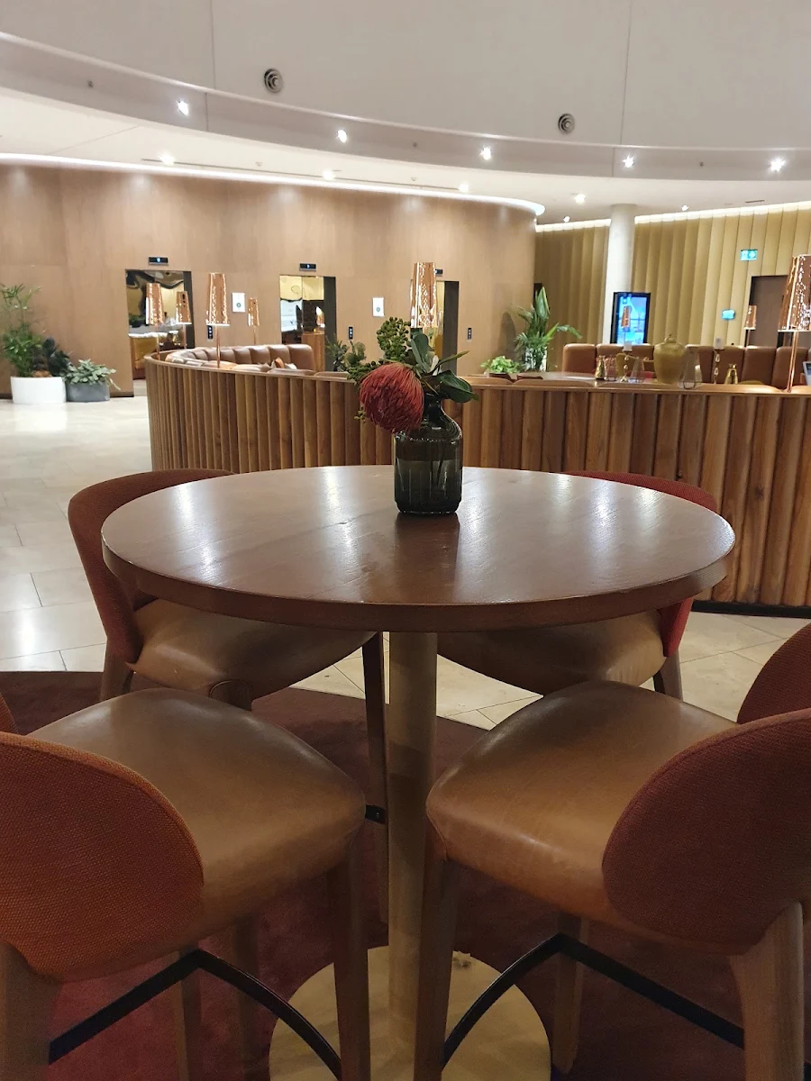 Vibe, Helix Bar & Dining