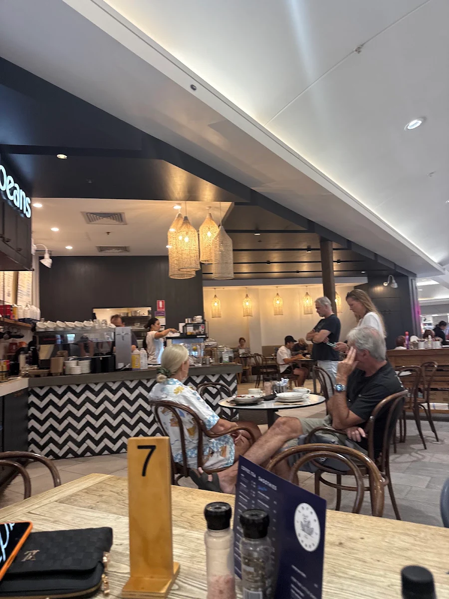 Vibe, Three Beans Warriewood Square