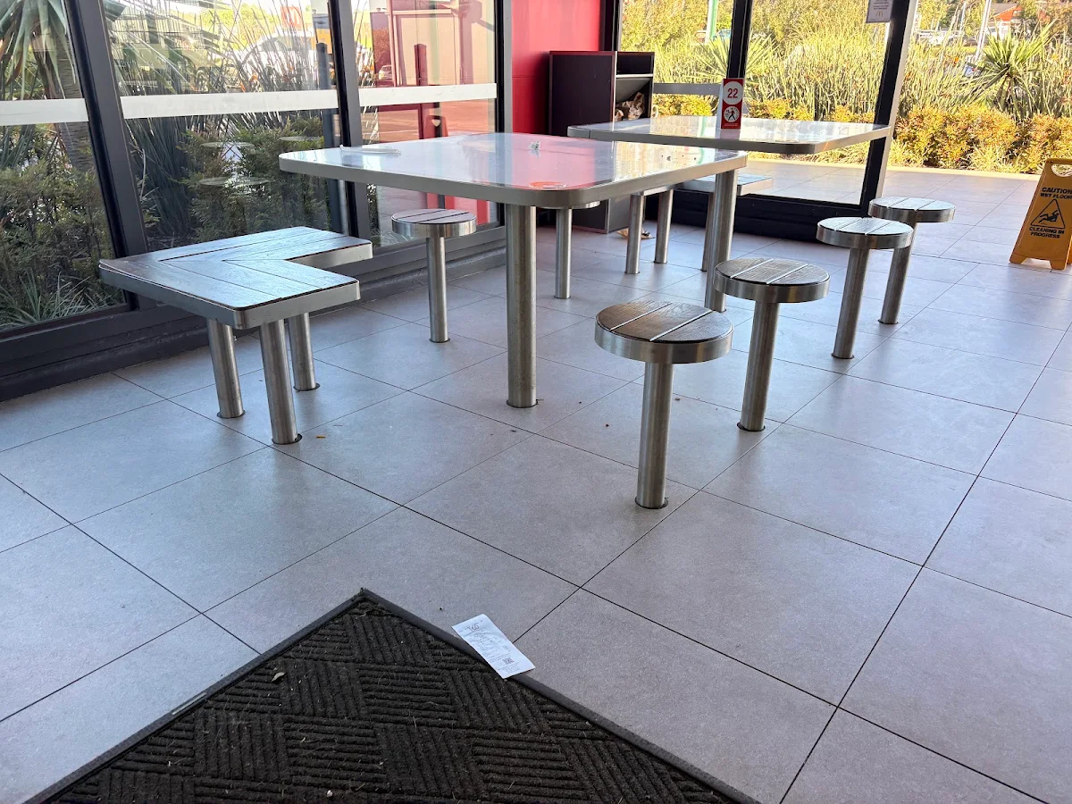 Vibe, McDonald's Wadalba