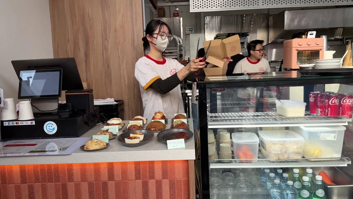 Vibe, May Bakes
