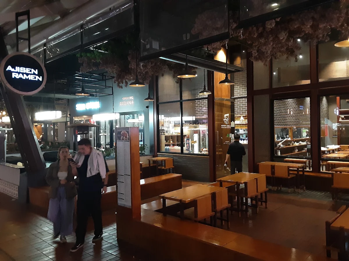 Vibe, Ajisen Ramen Knox