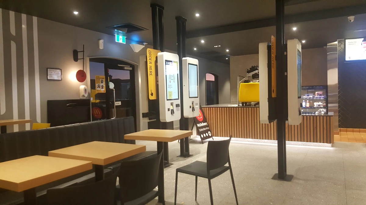 Vibe, McDonald's Kings Park