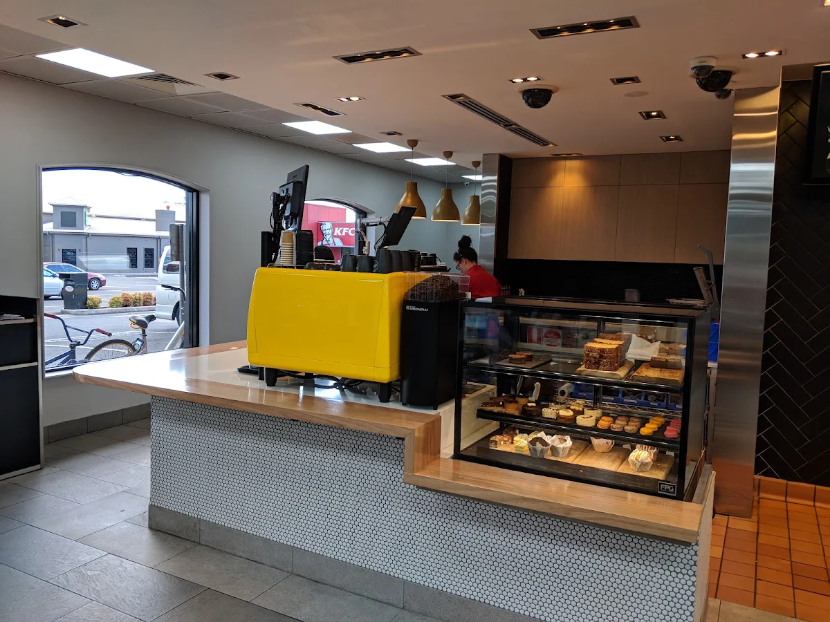 Vibe, McDonald's Kings Park