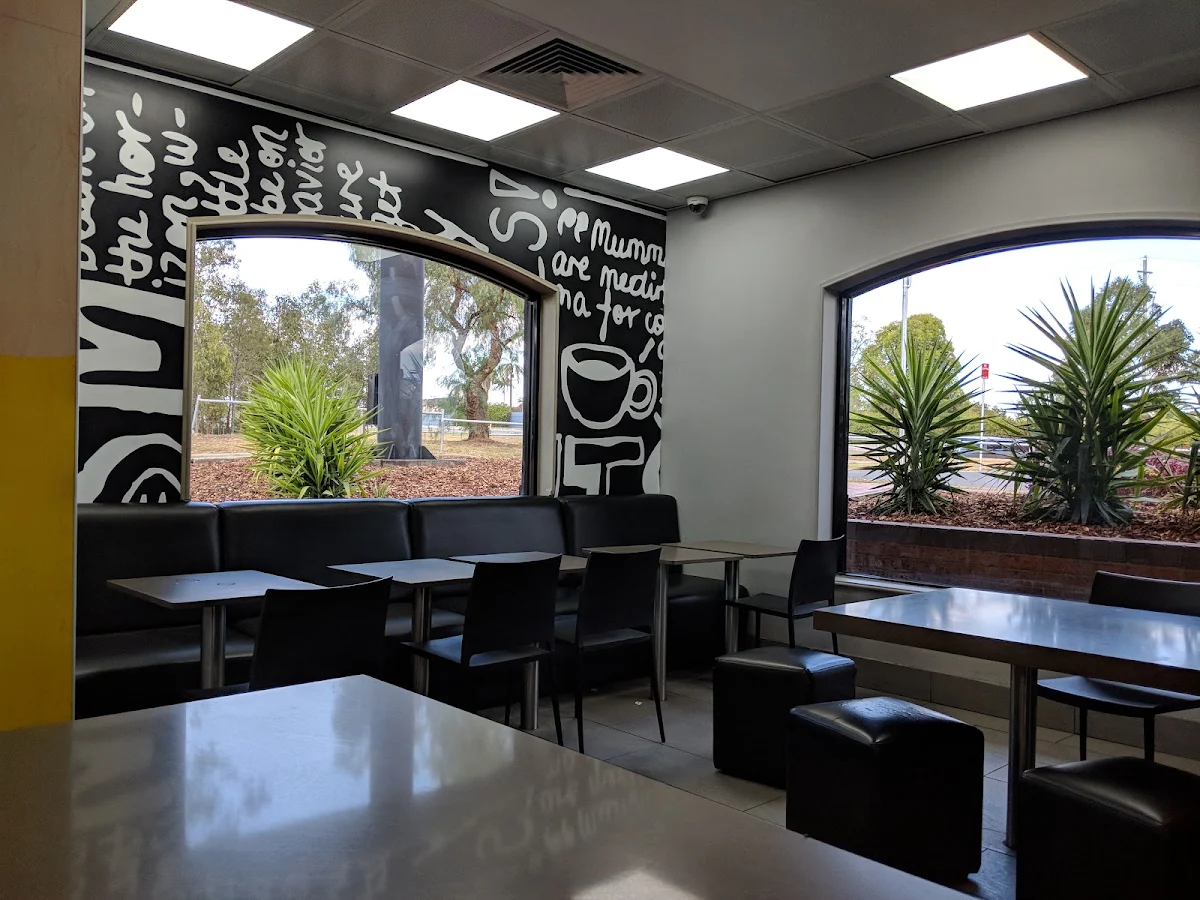 Vibe, McDonald's Kings Park