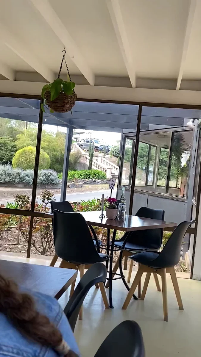 Vibe, Vintage Chef Co Cafe @ Starplex
