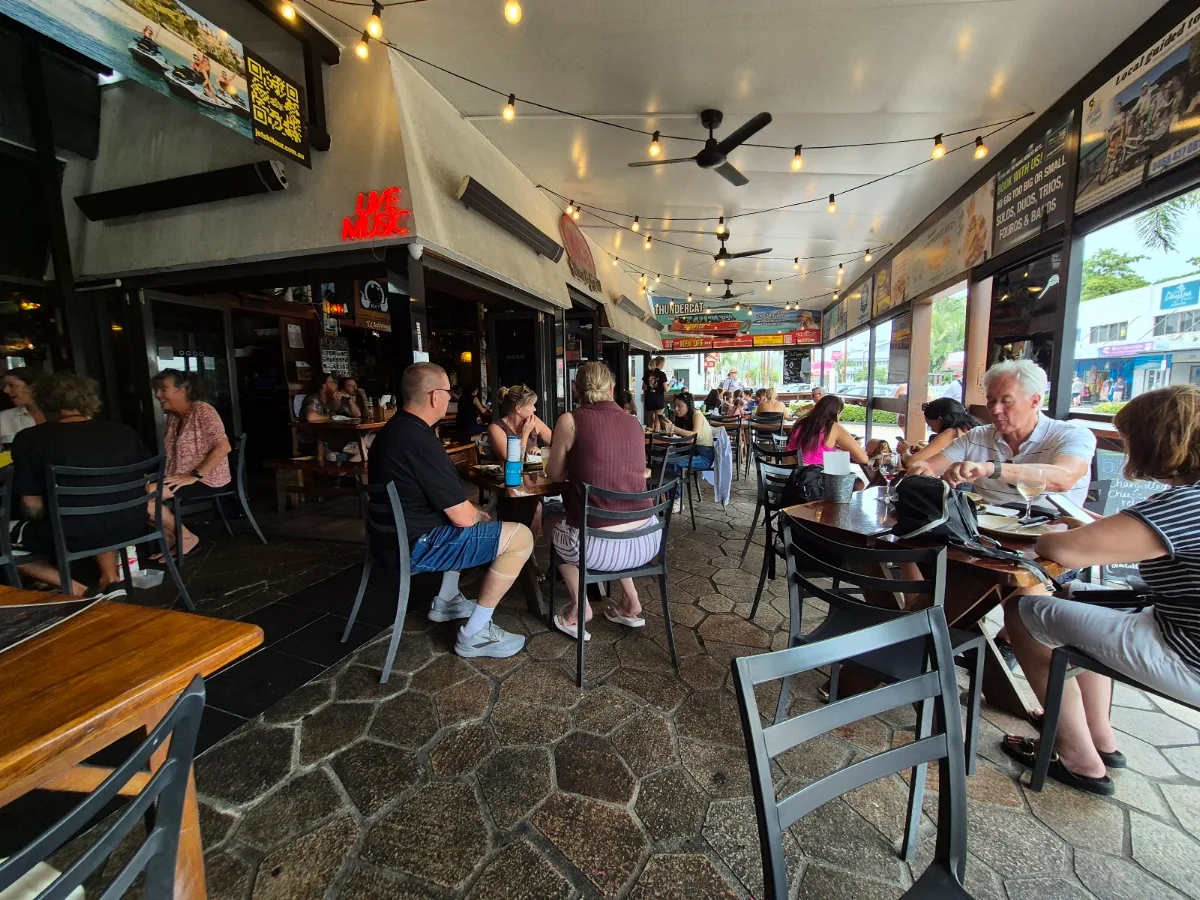 Vibe, KC's Bar & Grill