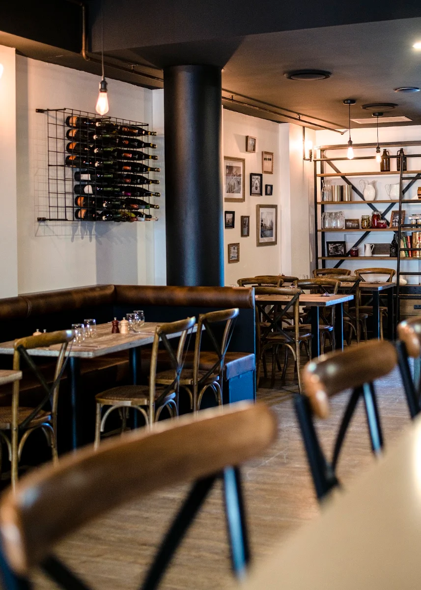 Vibe, Casa Mia Osteria