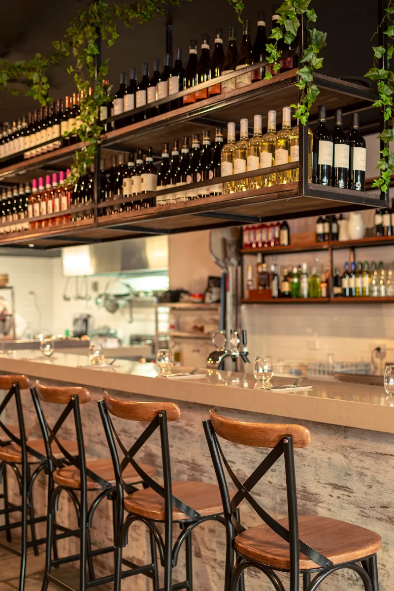 Vibe, Casa Mia Osteria