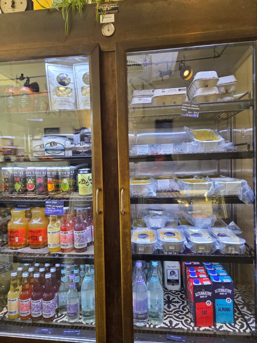 Vibe, Phillippa's Bakery