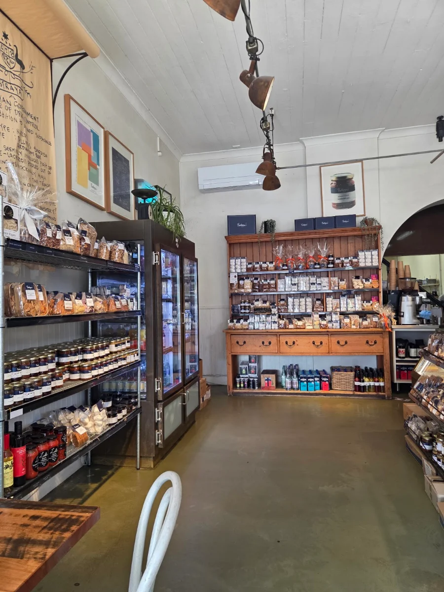 Vibe, Phillippa's Bakery