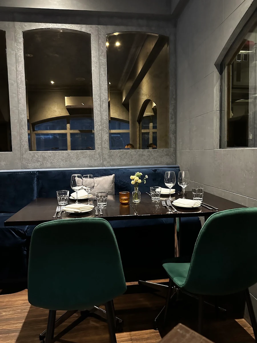Vibe, Chez Olivier Le Bistro
