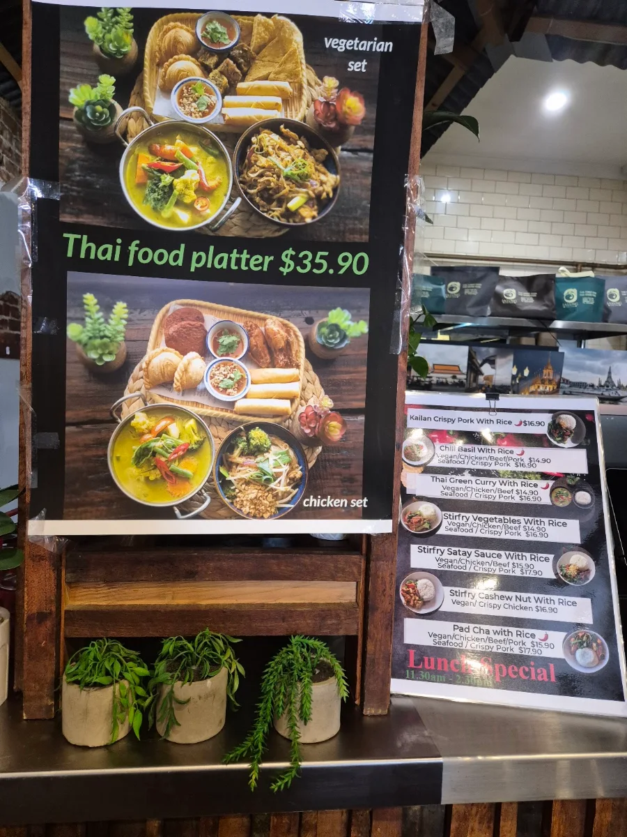 Menu, Sa-Lung Thai Cafe