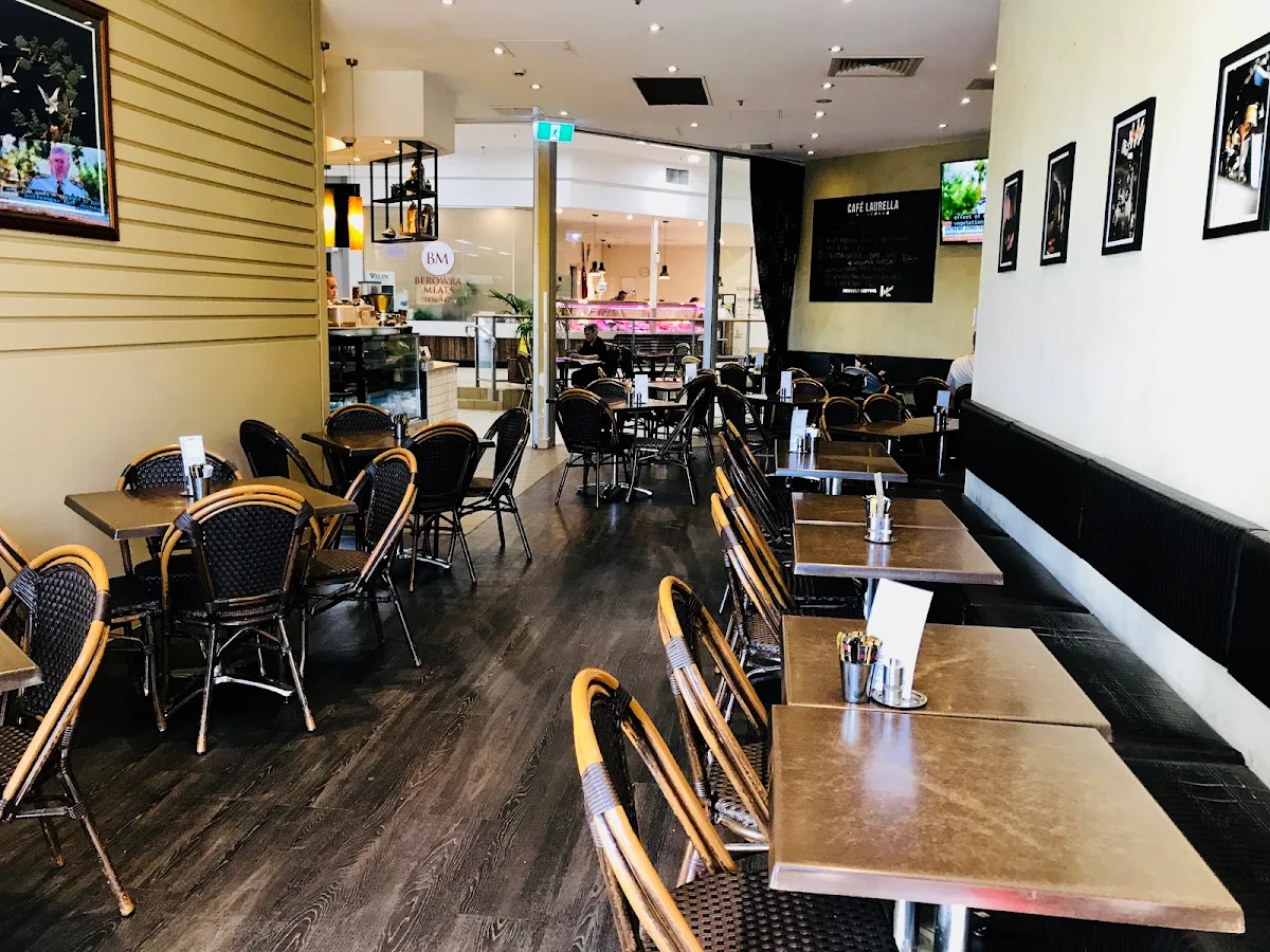 Vibe, Cafe Laurella
