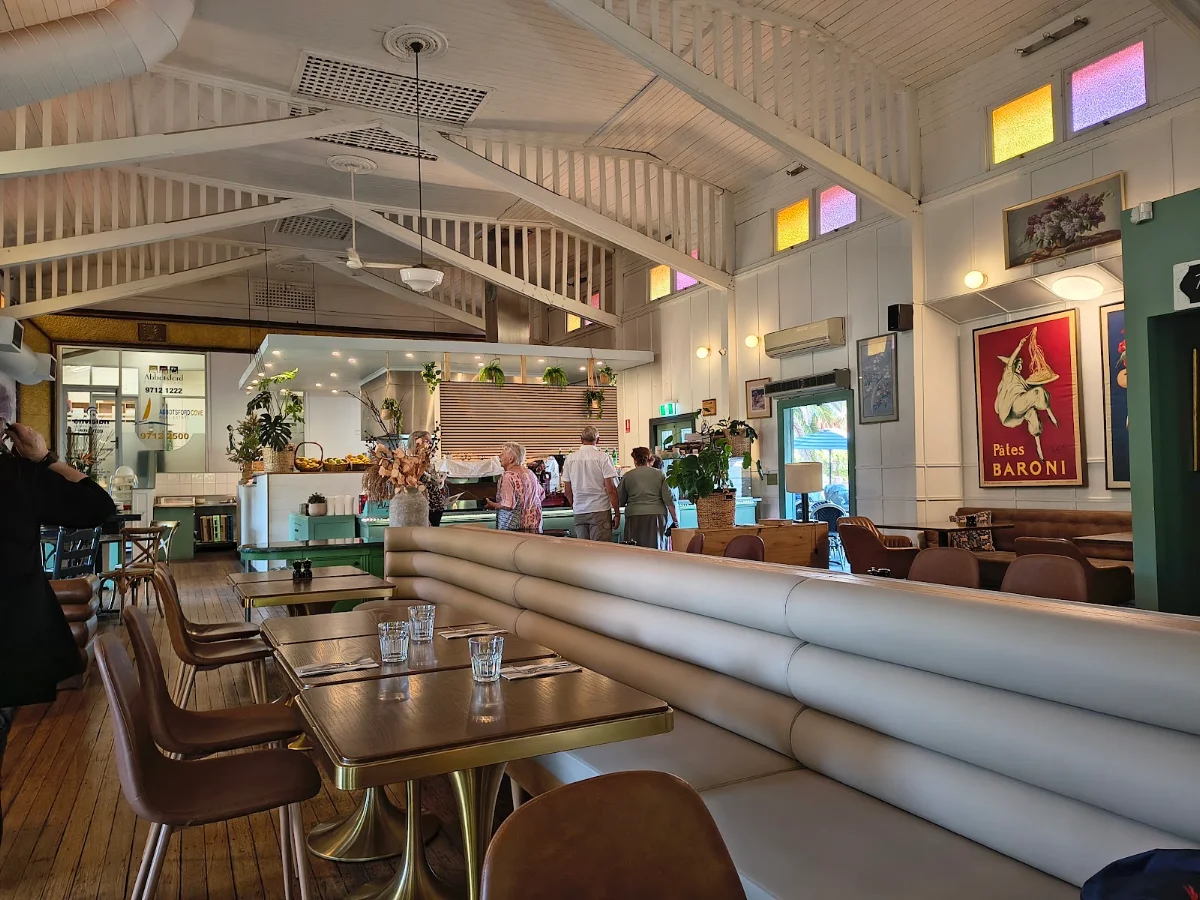 Vibe, The Cove Dining