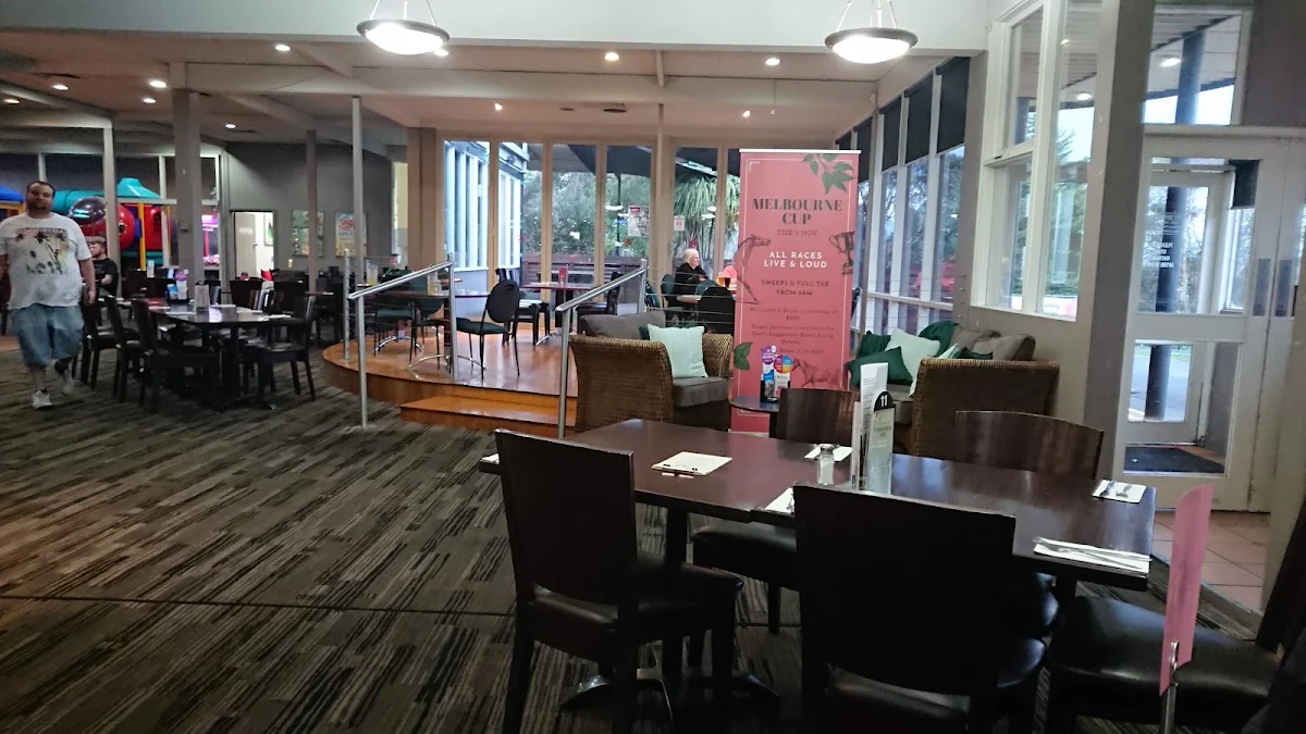 Vibe, Morwell Hotel
