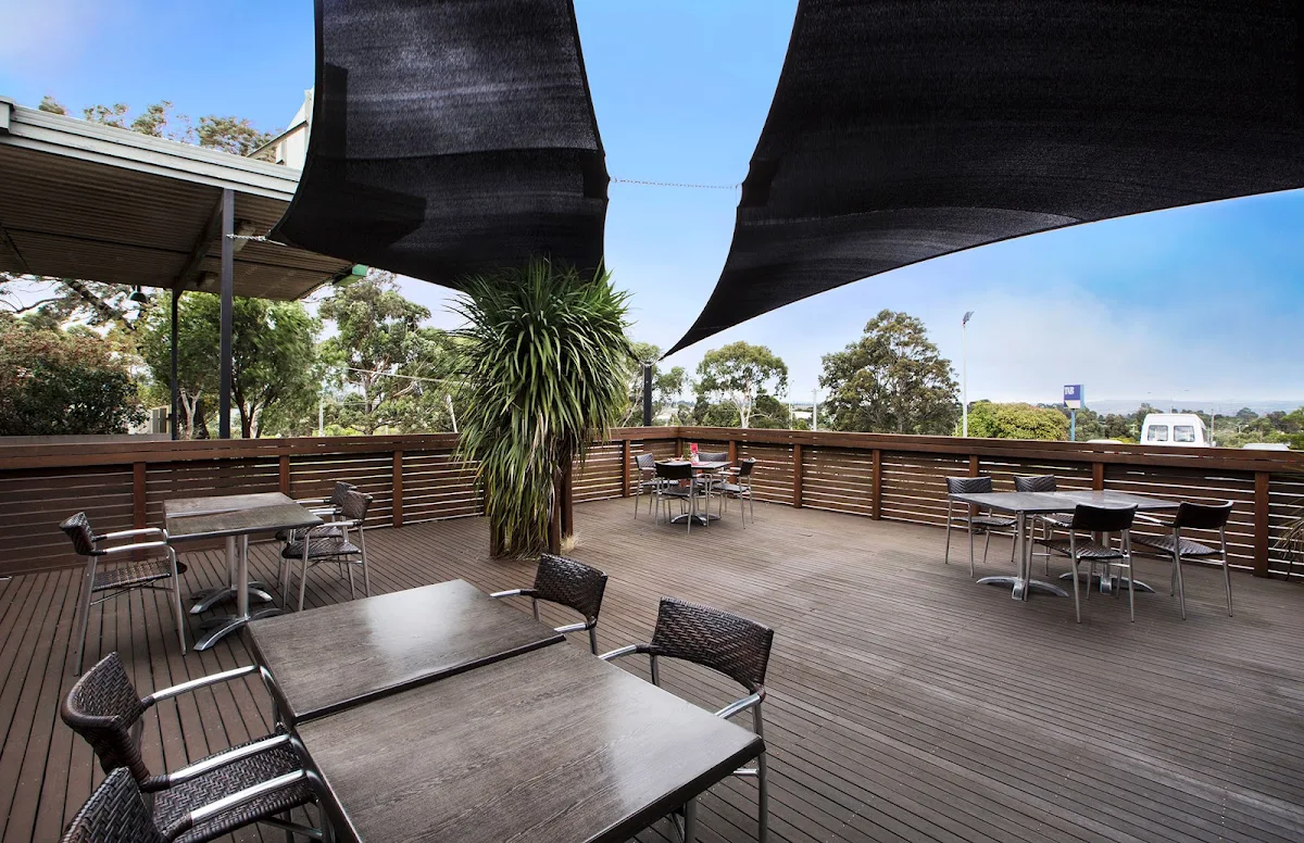 Vibe, Morwell Hotel