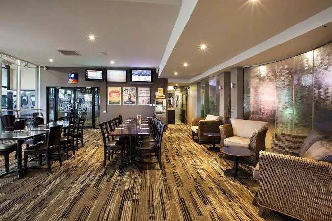 Vibe, Morwell Hotel