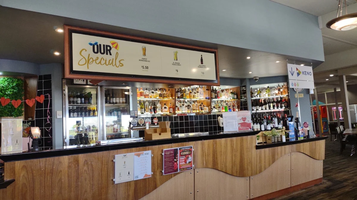 Vibe, Morwell Hotel