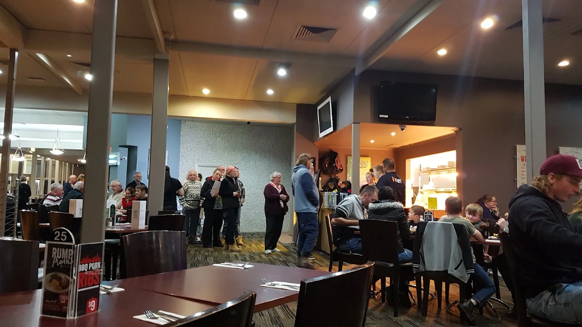 Vibe, Morwell Hotel