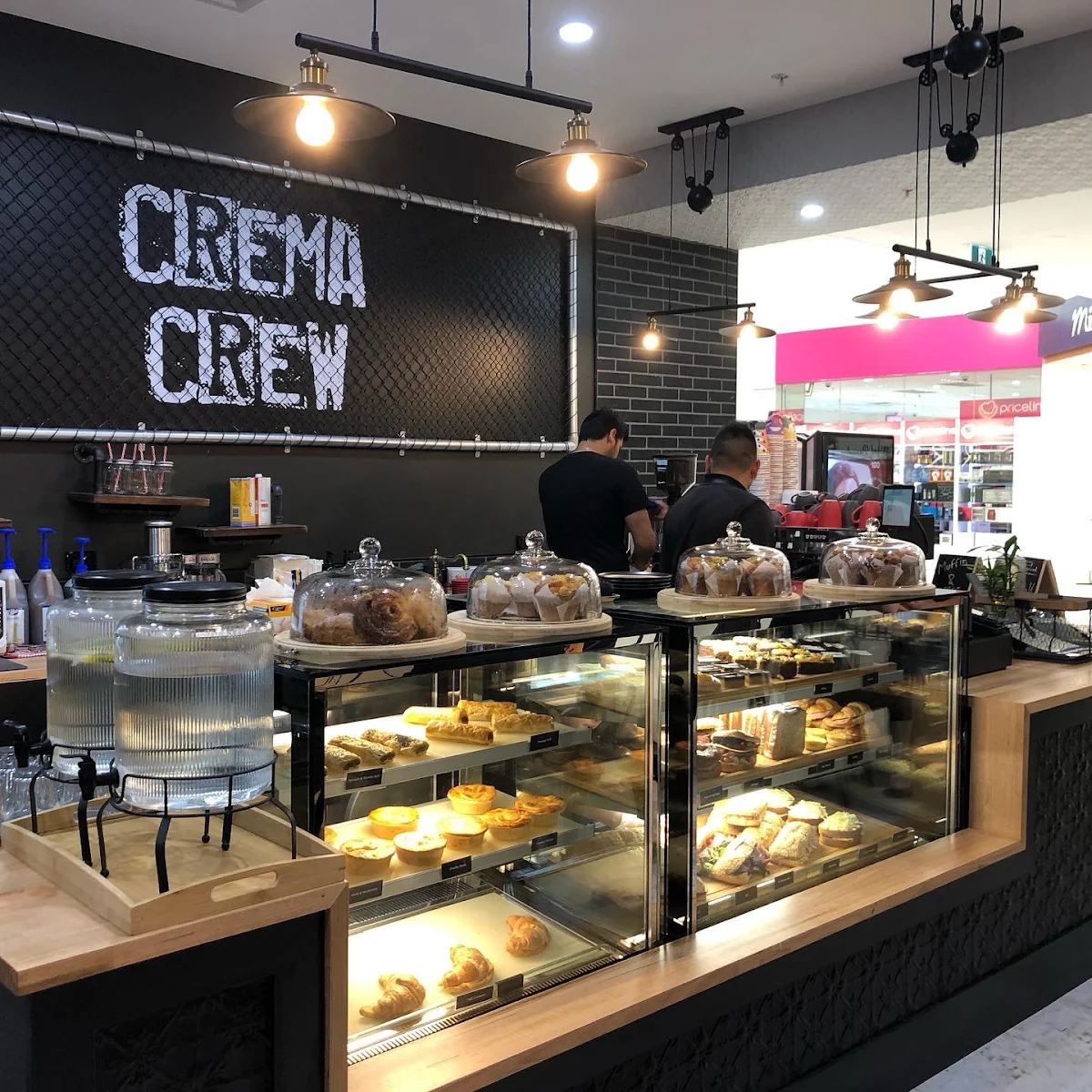 Vibe, Crema Crew Rockingham