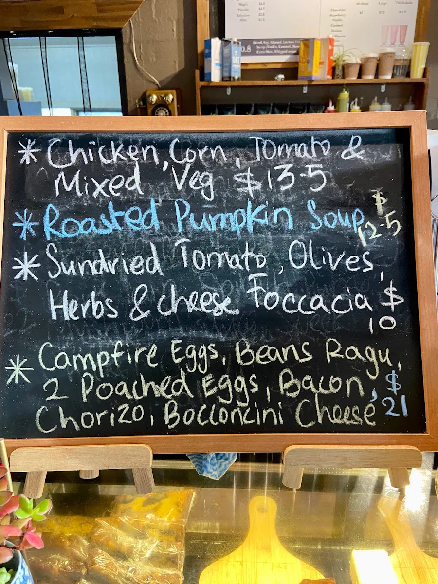 Menu, Passchendaele Cafe