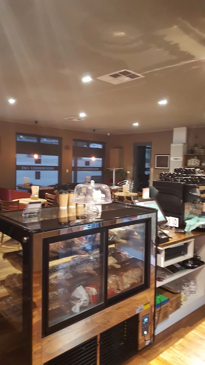 Vibe, Passchendaele Cafe