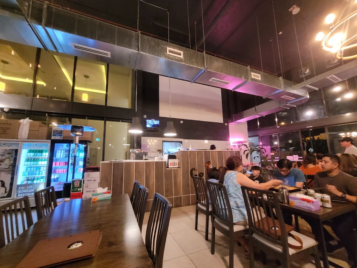 Vibe, Sinsa-dong