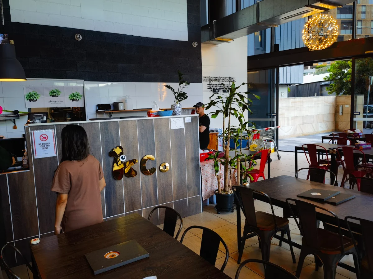 Vibe, Sinsa-dong