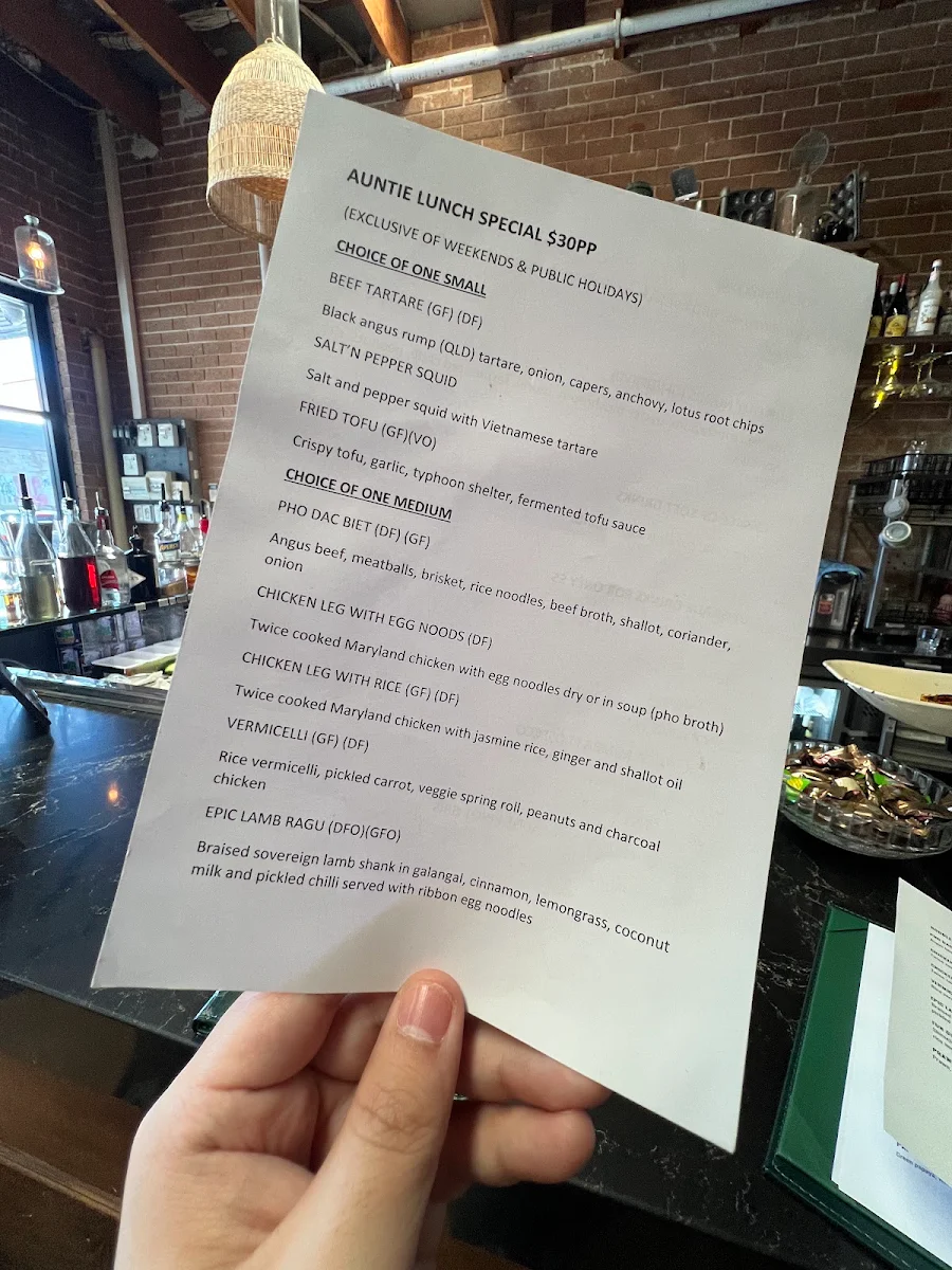 Menu, Hello Auntie