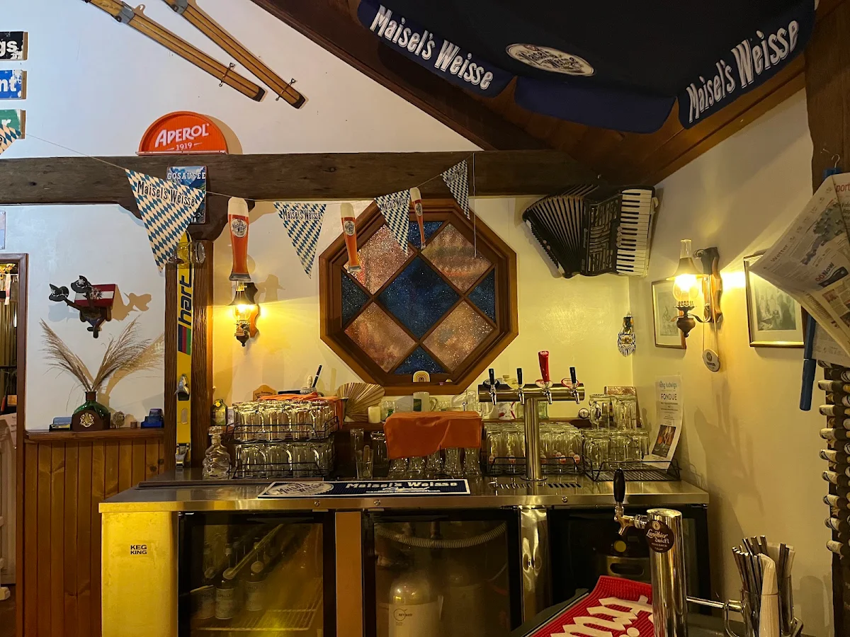 Vibe, King Ludwigs German Restaurant and Bavarian Beer Bar