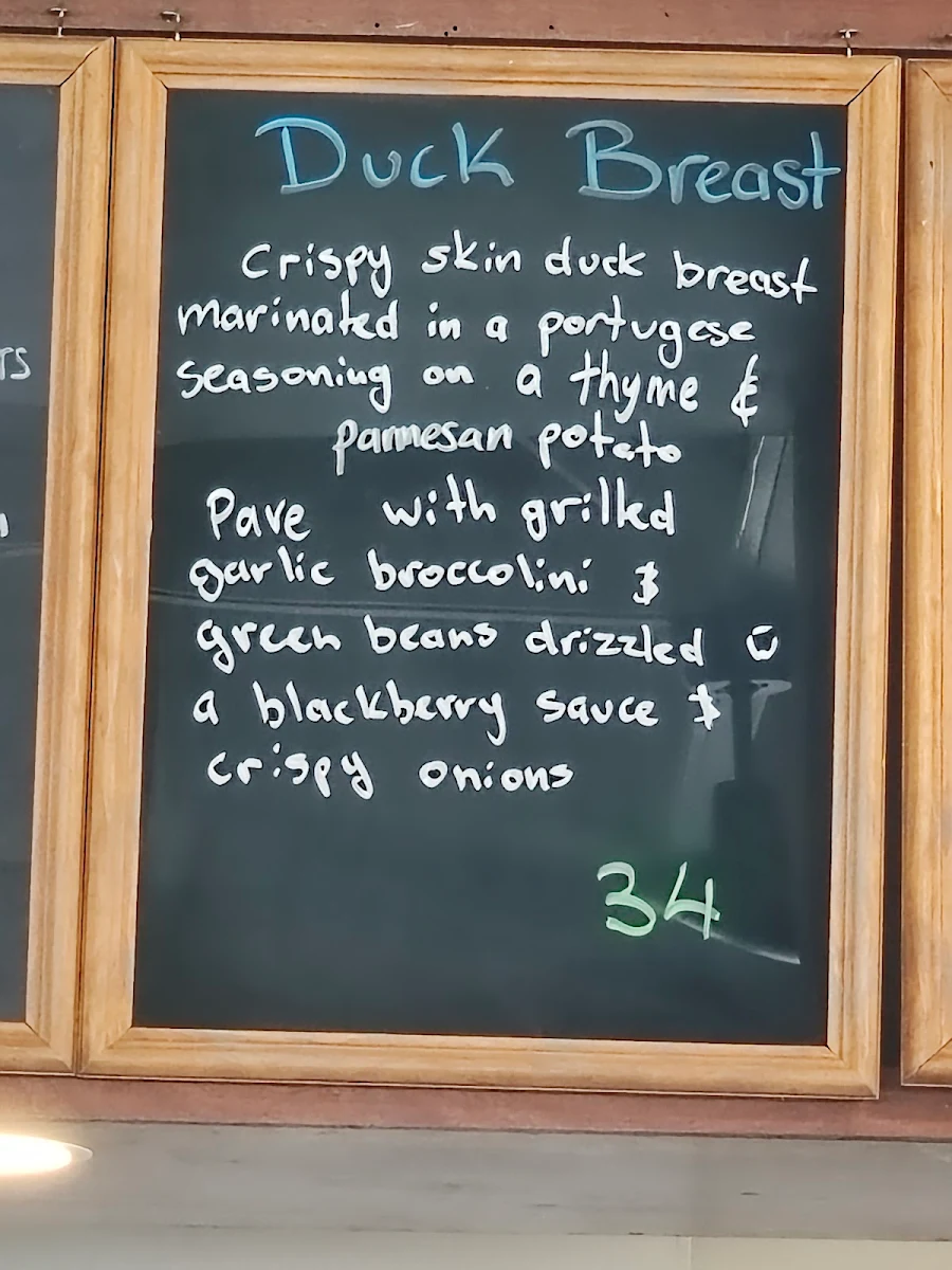 Menu, Islanders' Tavern
