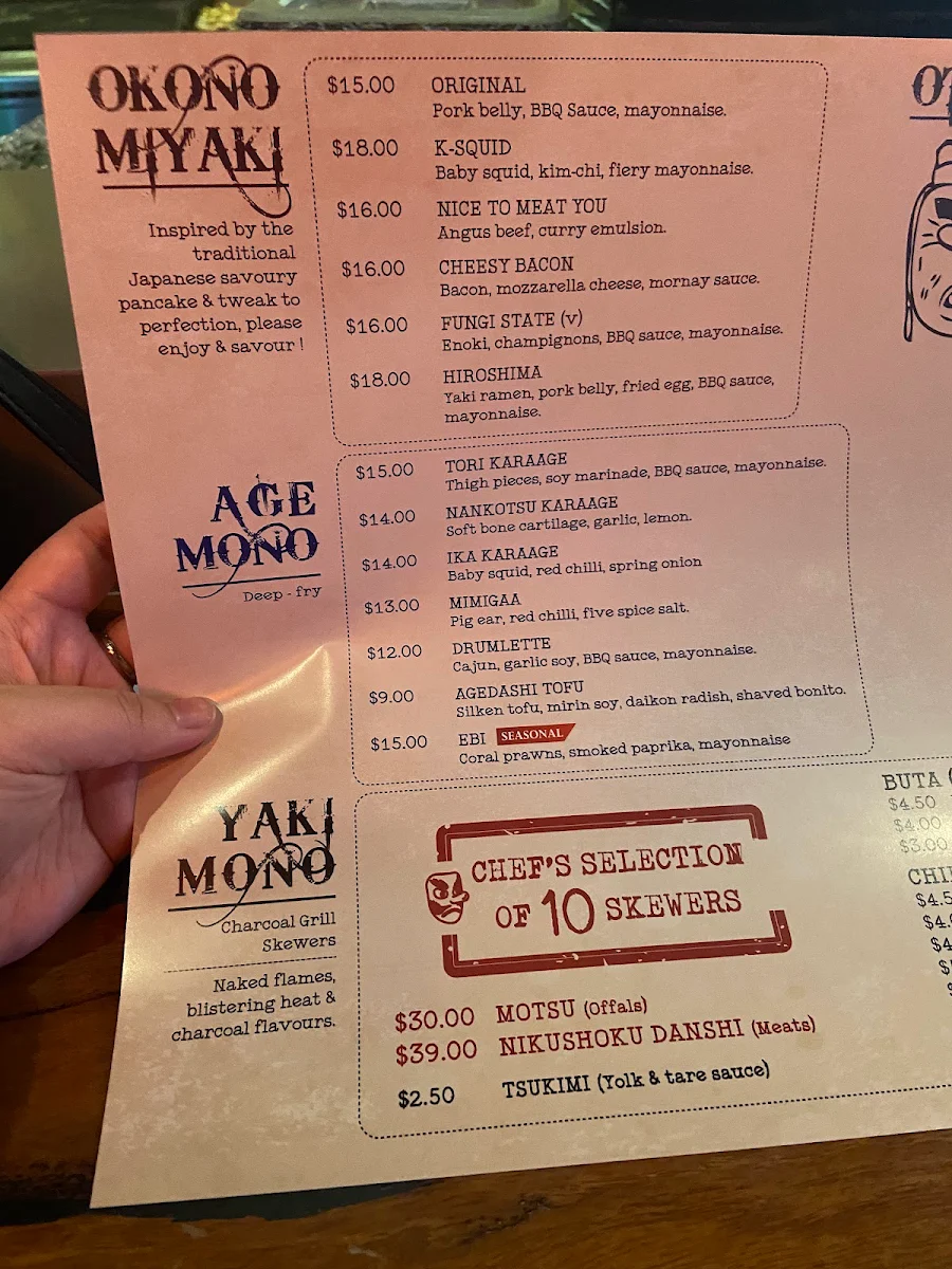 Menu, Hiss & Smoke