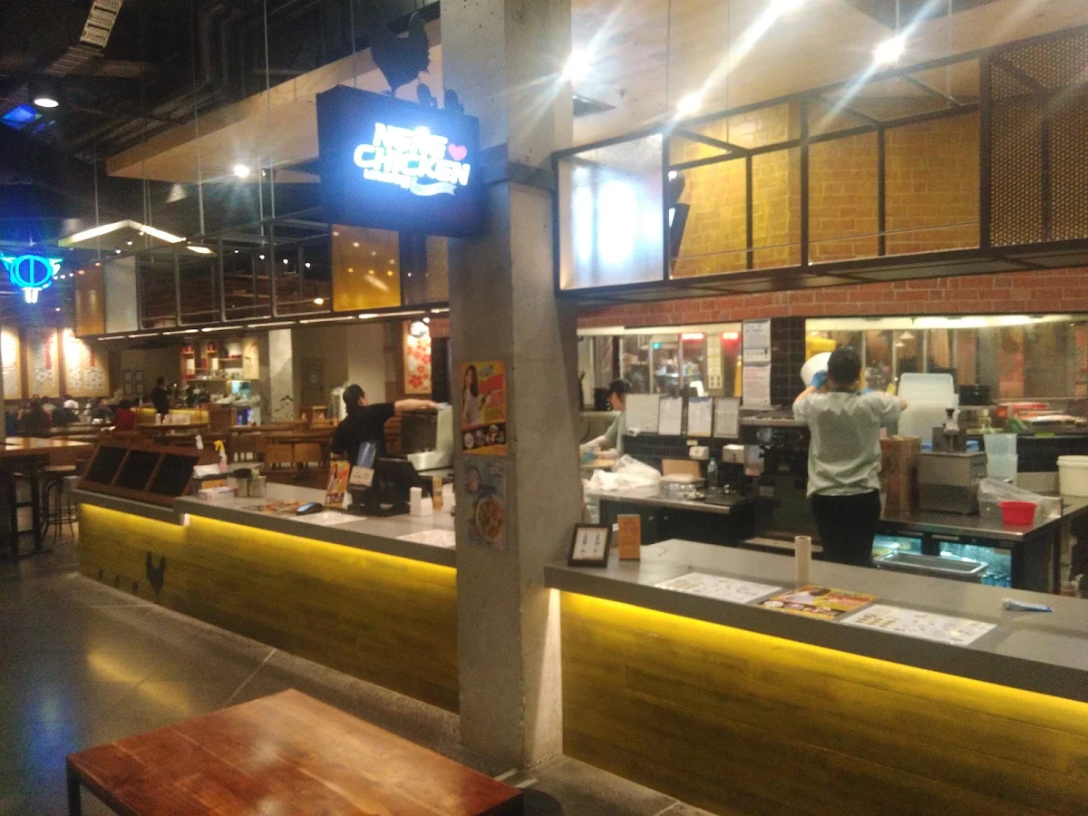 Vibe, Nene Chicken Highpoint