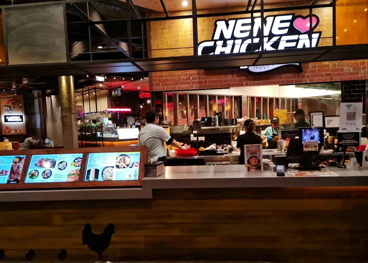 Vibe, Nene Chicken Highpoint