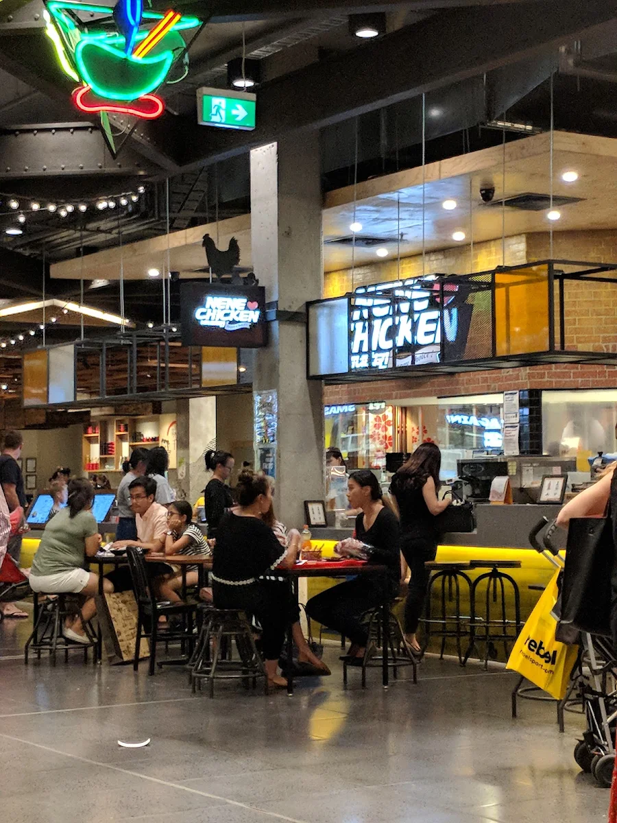 Vibe, Nene Chicken Highpoint