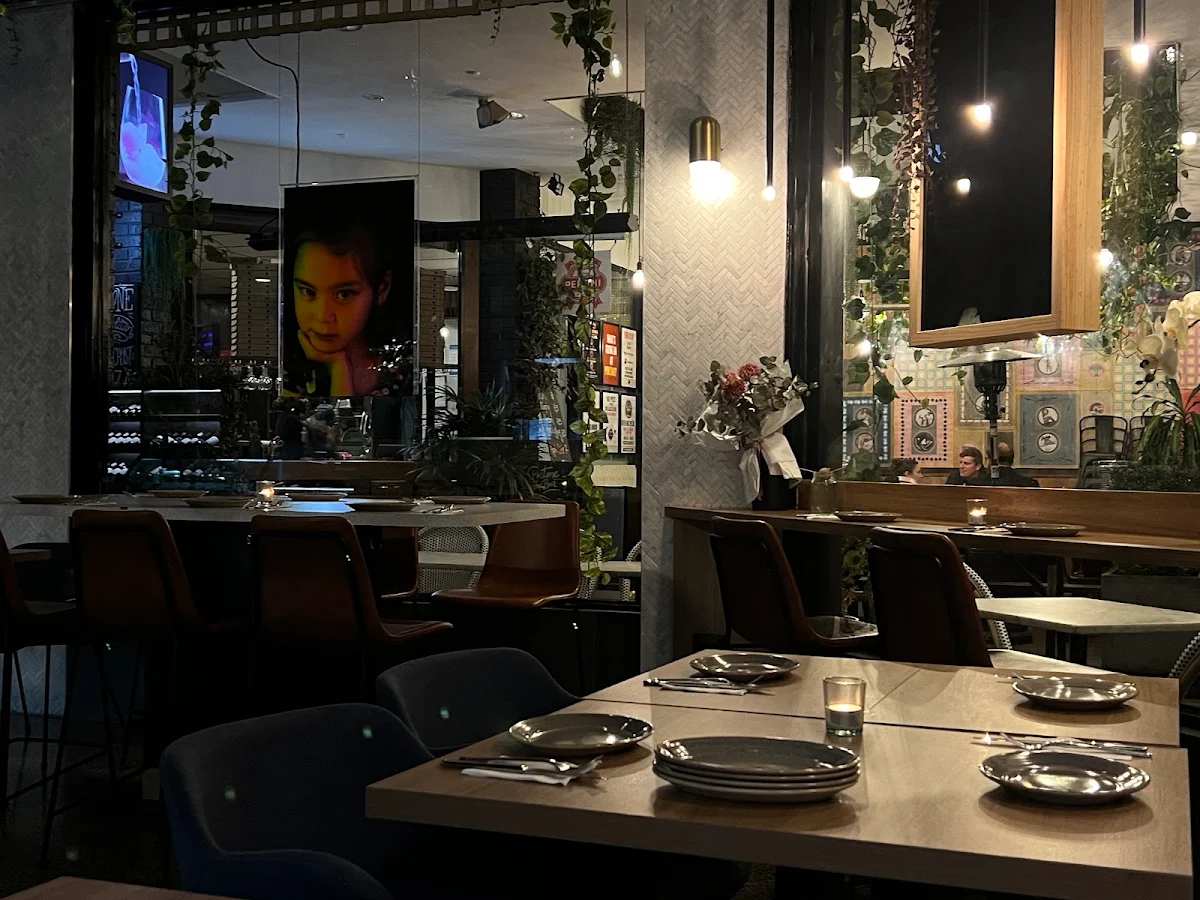 Vibe, Park Bar
