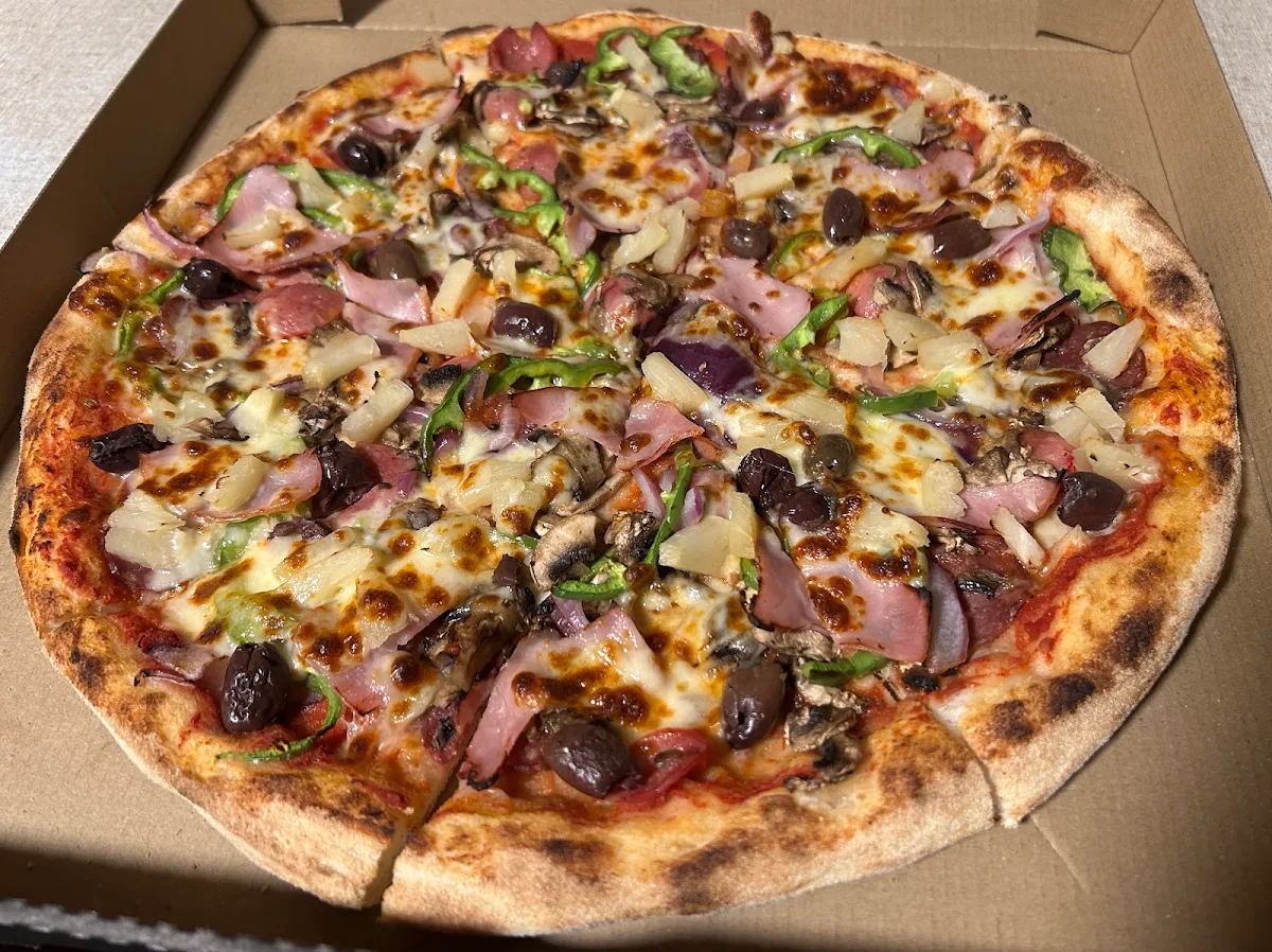 Food & drink, BRAVISSIMA PIZZA