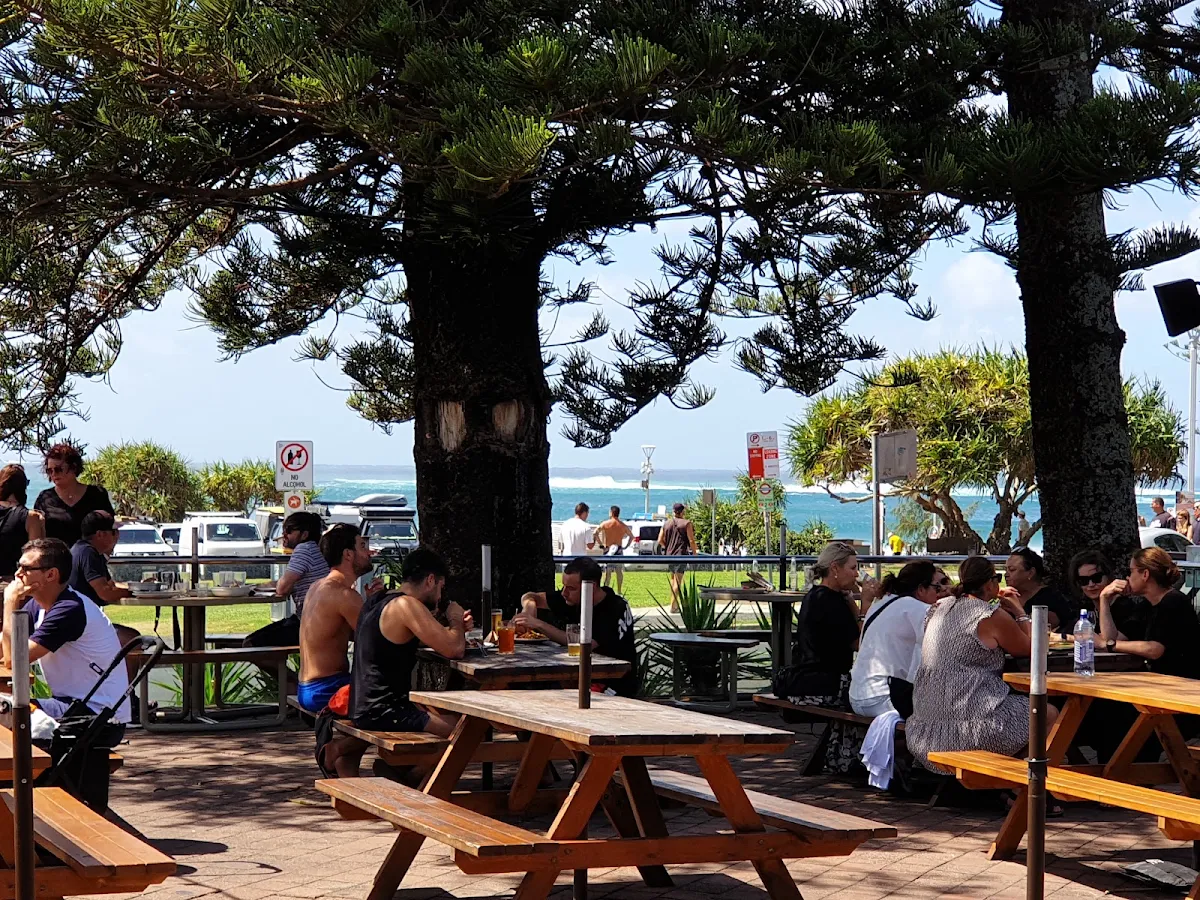 Vibe, Combi Byron Bay