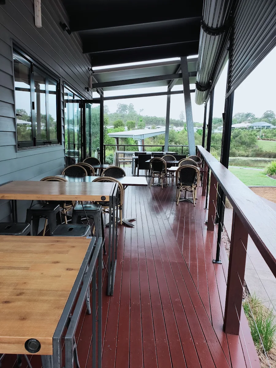 Vibe, The Local Parklakes