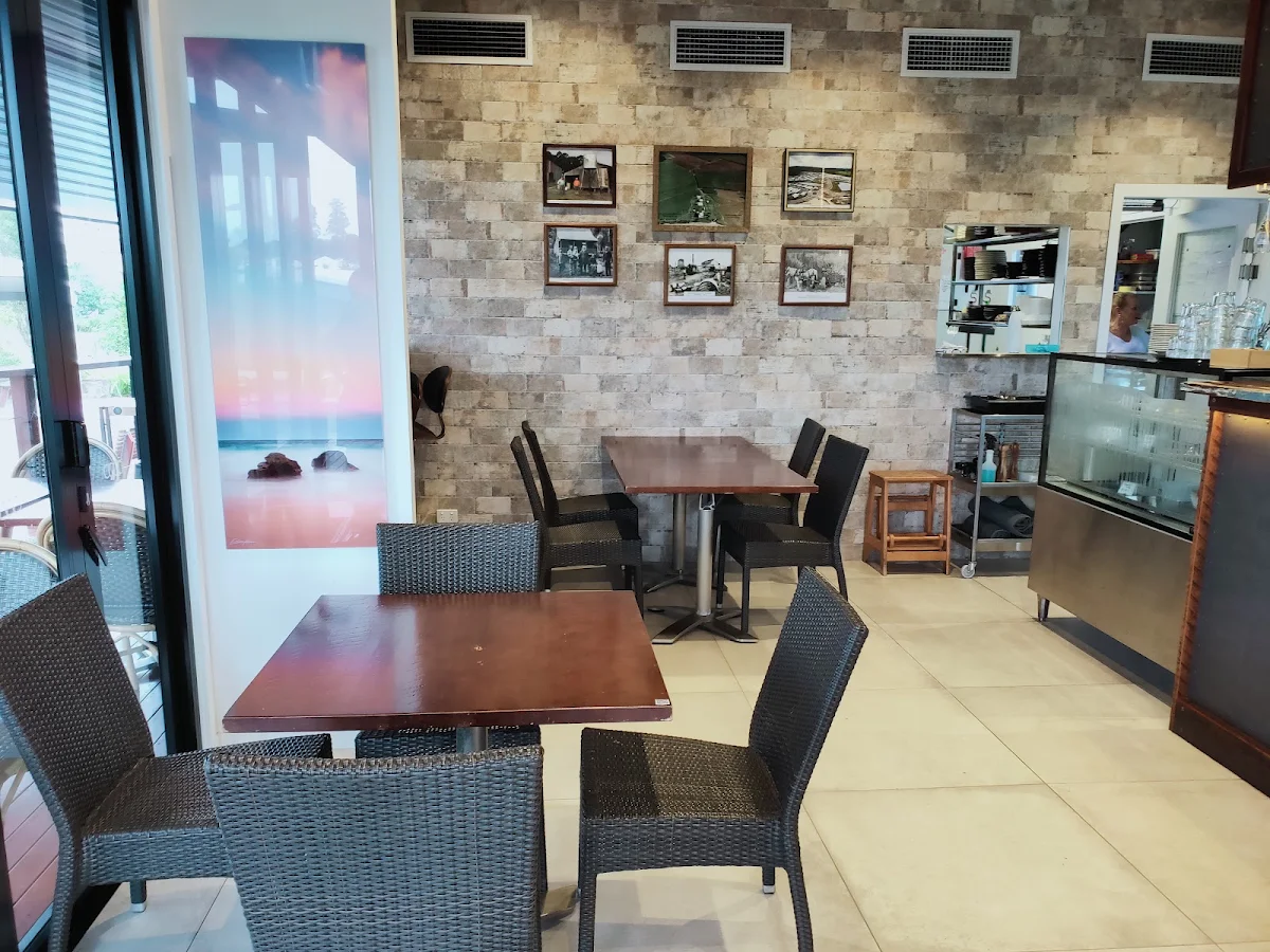 Vibe, The Local Parklakes