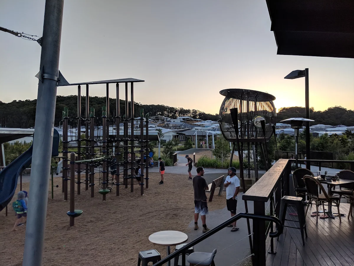 Vibe, The Local Parklakes