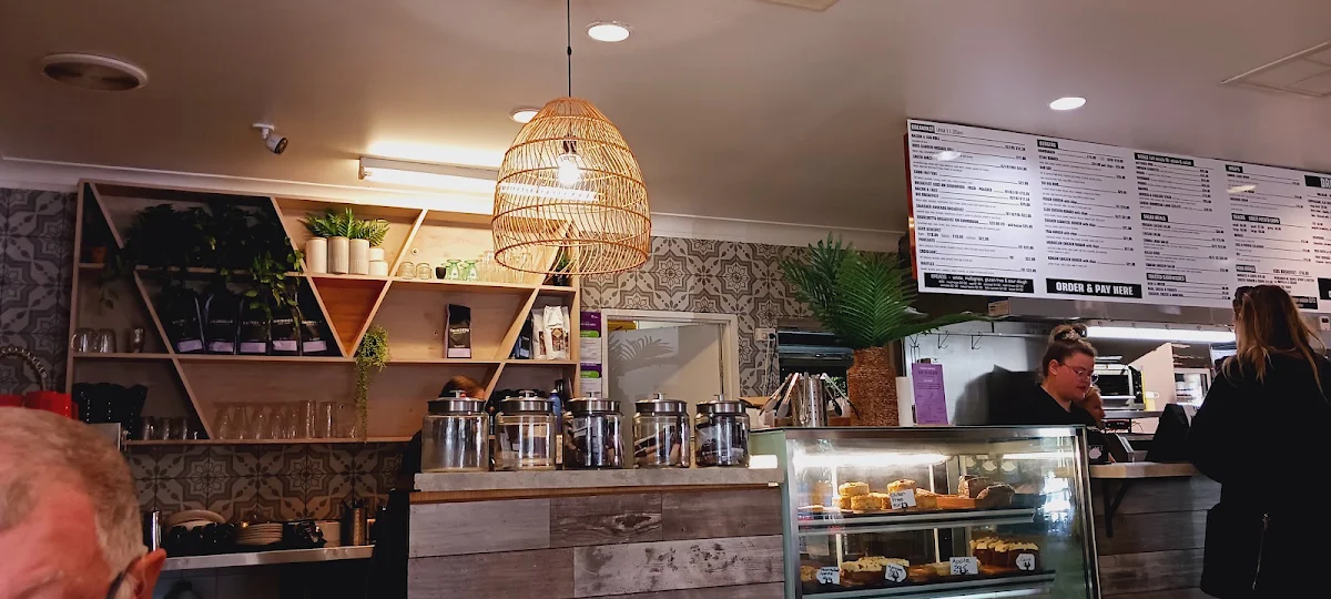 Vibe, Rose Garden Coffee Place