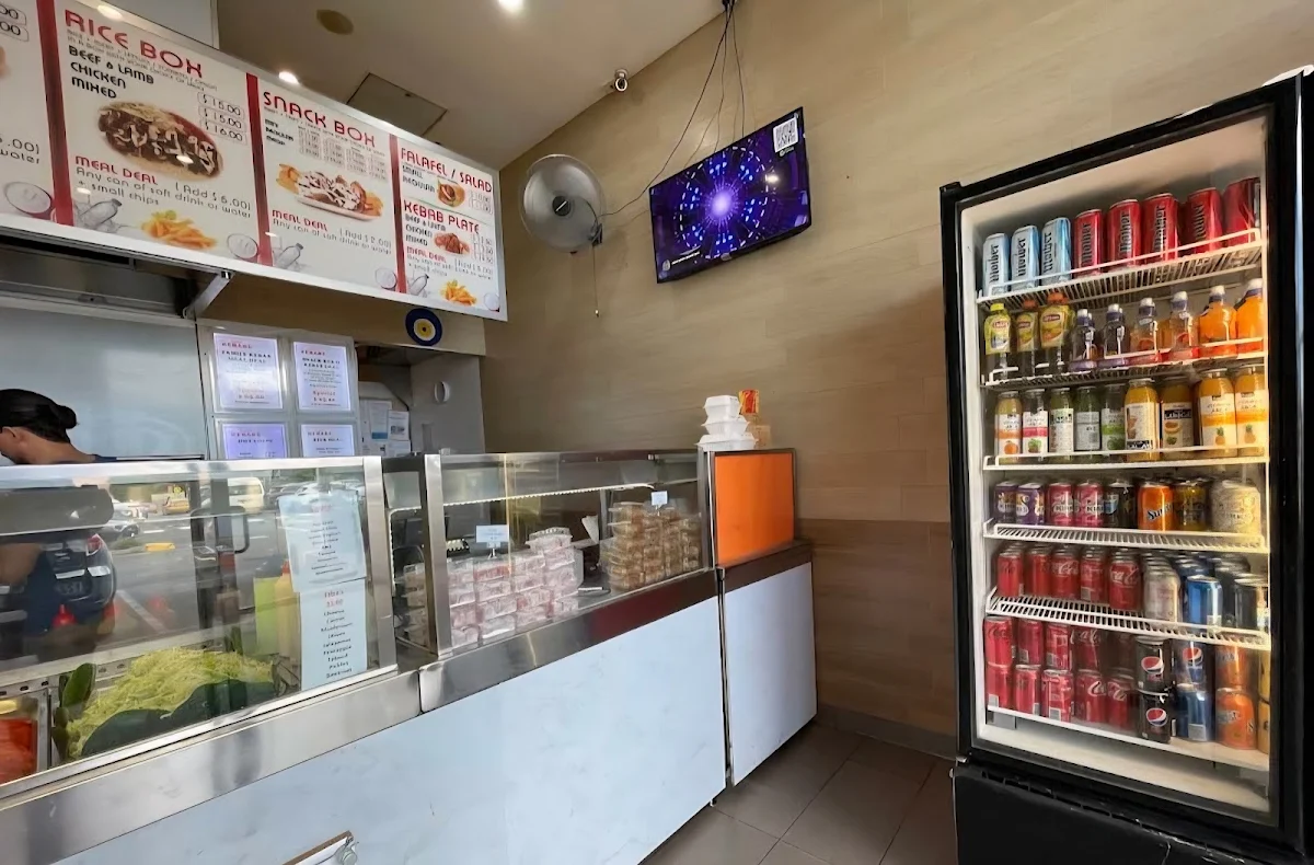 Vibe, Empire Kebabs Warner