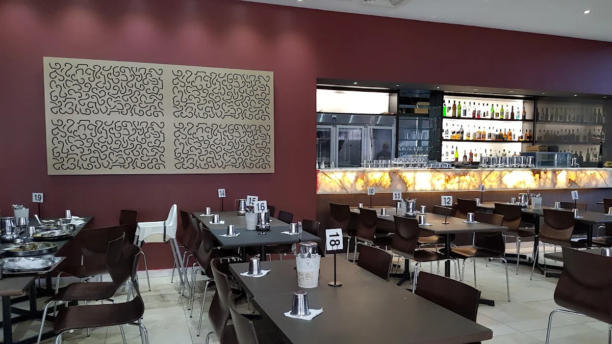 Vibe, Saravanaa Bhavan